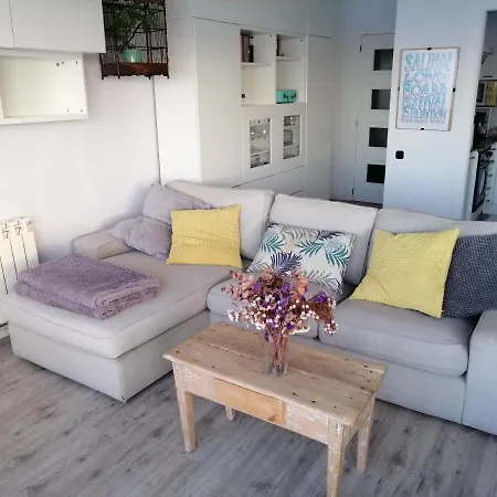 Apartamento En Primera Linea De Playa Salinas * Salinas (Castrillon)