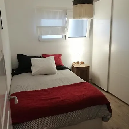 Apartamento En Primera Linea De Playa Salinas Salinas (Castrillon)